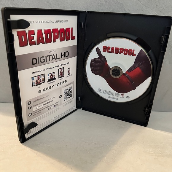 Deadpool DVD 2016 Ryan Reynolds Superhero Action Comedy - Picture 3 of 3